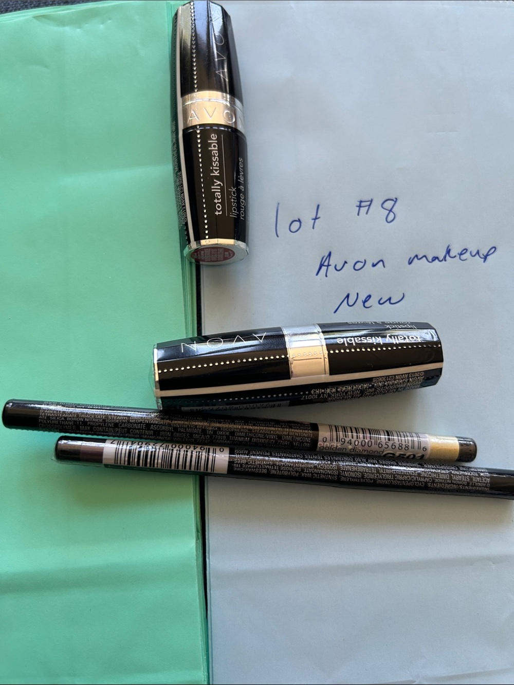 #8 Avon Black & Gold Eye Pencil and Mascara Set